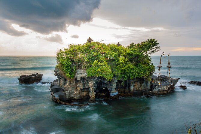 Private Full-Day Handara, Ulun Danu, Jatiluwih and Tanah Lot Tour - Getting to Handara Iconic Gate (and Why the Timing Matters)