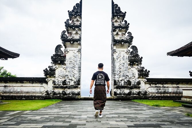 Private Full-Day Lempuyang Gate of Heaven Tour - Tirta Gangga Water Palace: calm visuals after the big temple stop