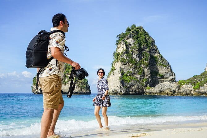 Private Full - Day Nusa Penida Island Tour - Stop 1: Pantai Diamond (Diamond Beach) and why the cliff matters