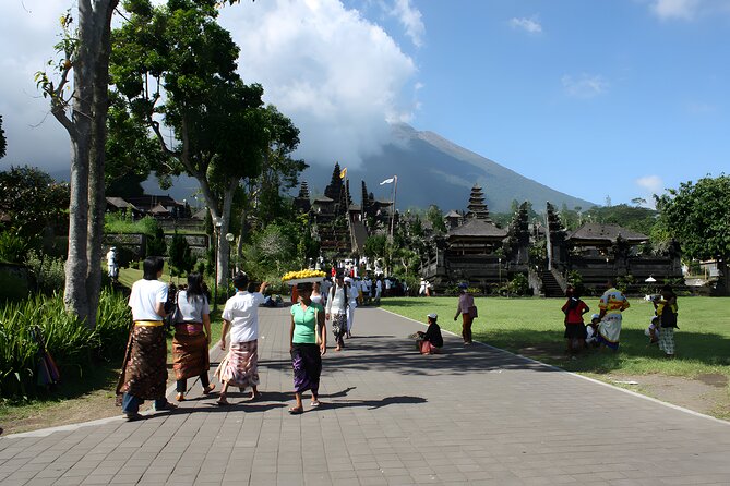 Private Full-Day Temple Tour: Bali Archaeology Tours - Price and what you actually get (charter only vs all-inclusive)