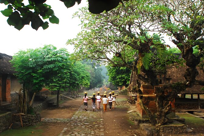 Private Full-Day Tour: The Gate of Heaven and East Bali Trip - Virgin Beach: walk the 700-metre turquoise cove