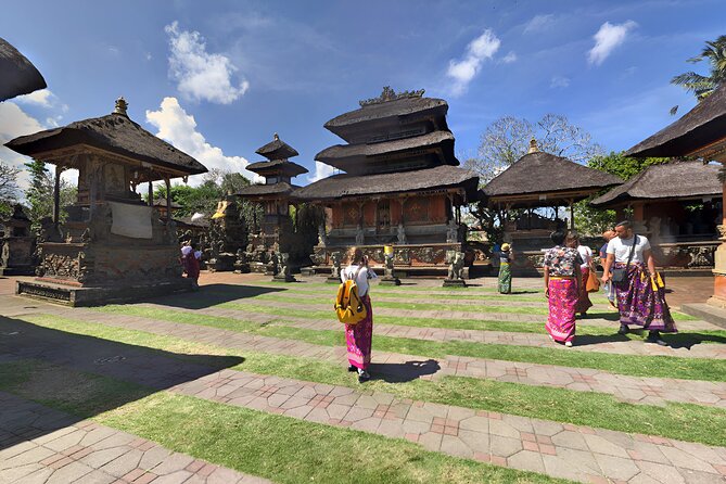 Private Half-Day Tour : Ubud Waterfall Tour Packages - Lunch at a restaurant: included value you’ll feel
