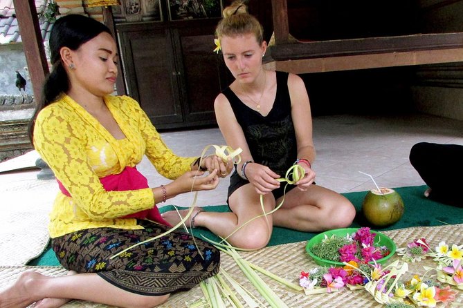 Private Tour: Ubud Day Tour with Traditional Offering Lesson - Monkey Sanctuary to Rice Fields to Home Ceremonies: Why the Order Works