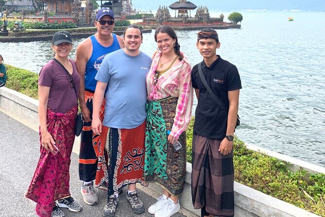 Private Transport With Experts Local Balinese Driver - Why a private Seminyak driver beats hiring a car yourself
