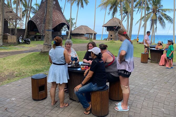 Private Transport With Experts Local Balinese Driver - How the driver helps you avoid the common Bali day mistakes