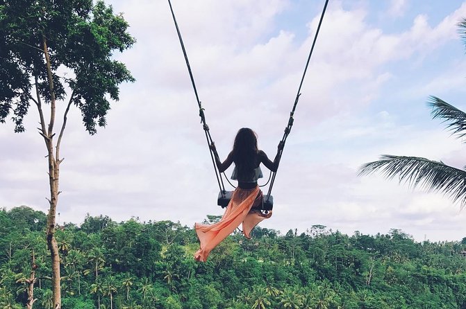 Private Ubud and Volcano Day Trip - Stop 1: Tegenungan Waterfall for Photos, Cool Air, and a Swim-Ready Mood