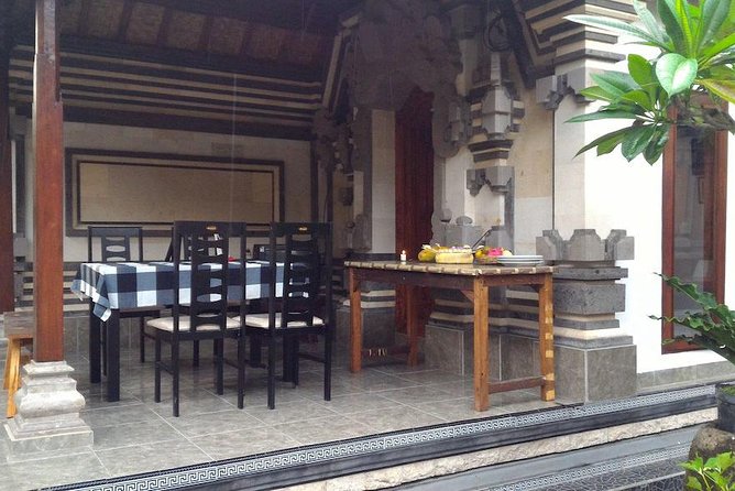 PRIVATE Ubud Market Tour & Balinese Cooking Class with Putu - Vegetarian and Dietary Needs: Tell Putu Early