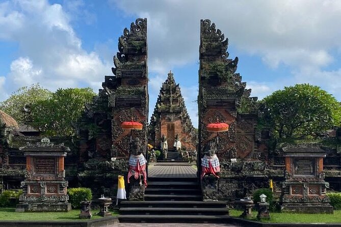 Private Ubud Tour - Batuan Temple: an old-school Balinese Hindu site