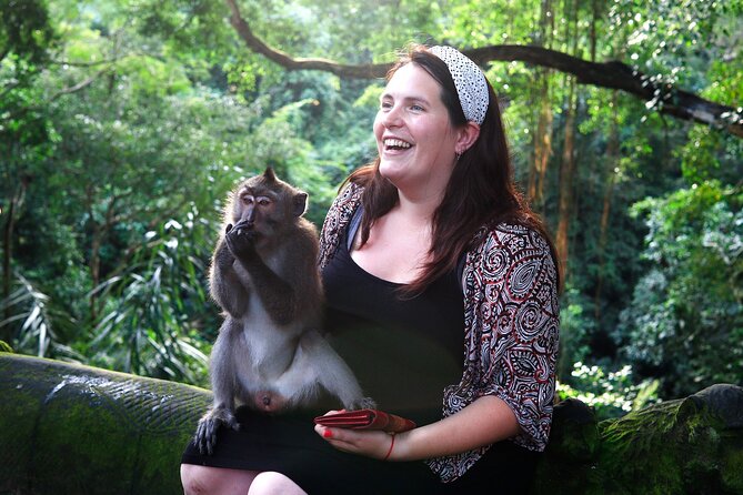 Private Ubud Tour: Waterfall, Rice Terrace & Monkey Forest - Stop 3: Tegalalang Rice Terrace viewpoints and photo time
