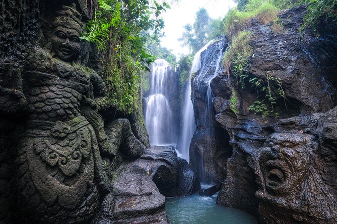 Purifications at Beji Griya Waterfalls - Price and value: is $50 fair for what you get?