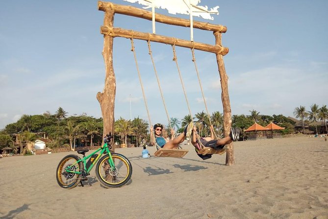 Seminyak Beach eBike Private Tour - Seminyak Flea Market: shopping plus a place to reset
