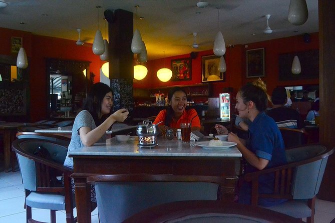 Seminyak Indonesian Food Tour - The Flow of Four Stops: How Tastings Become Dinner