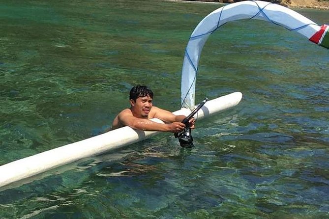Snorkeling at Blue lagoon For walking customers - The 15-minute traditional private boat ride: part of the experience