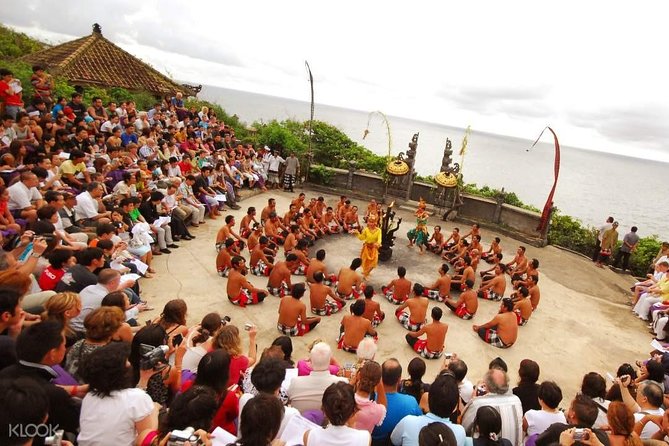 South Bali & Uluwatu Tour - Pantai Dreamland: sunbathing vibes and an Instagram-friendly pool nearby