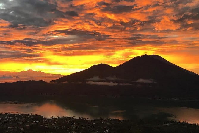 Sunrise Hike + Breakfast with Local Guide & Hotel Pickup - The Sunrise Trek on Mount Batur: Your Pace, Real Effort, Big Payoff