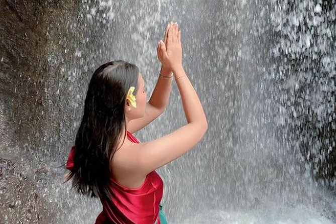 Taman Beji Griya Waterfall Tranquil Purification Ceremony - Getting to Ubud: transport value and a smoother day