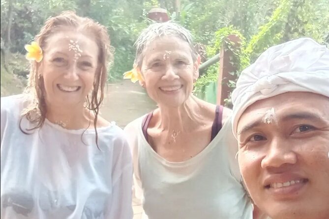 Taman Beji Griya Waterfall Tranquil Purification Ceremony - A 2-hour flow that keeps the ritual feeling focused