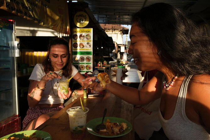 Taste & Explore Bali: Denpasar Street Food & Historic Sites - Patung Catur Muka and colonial-era landmarks: quick photos, real context