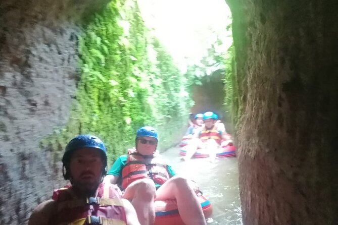 Tegallalang cave tubing - What cave tubing feels like: cool water, jungle shade, and gentle rapids