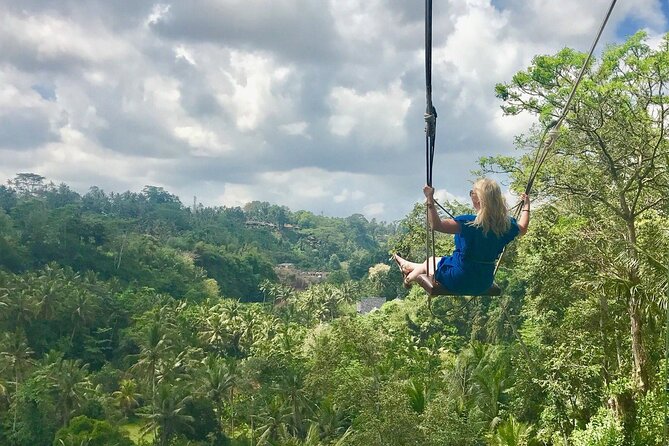 Tlaga Singha Infinity Pool, Jungle swing & Rice Terrace Trip - d’Alas Jungle Swing: Picture-Perfect, but Plan Your Body Comfort