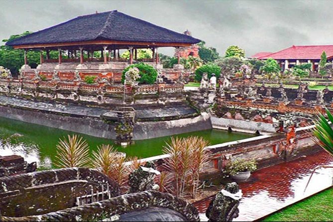 Tour: Besakih Temple-Kintamani Volcano-Water temple&Rice Terrace - Besakih Temple: Bali’s “mother temple” on the slopes of Mount Agung