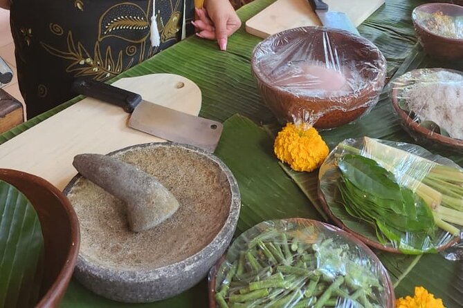 Traditional Balinese Cooking Class with Ubud Tour - Tea, costume photos, and a small-group rhythm