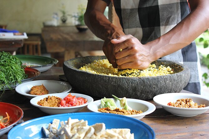 Traditional Balinese Meal in Ubud in Dewa's Family Village Home - A Balinese home dinner in Ubud, not a showy restaurant meal