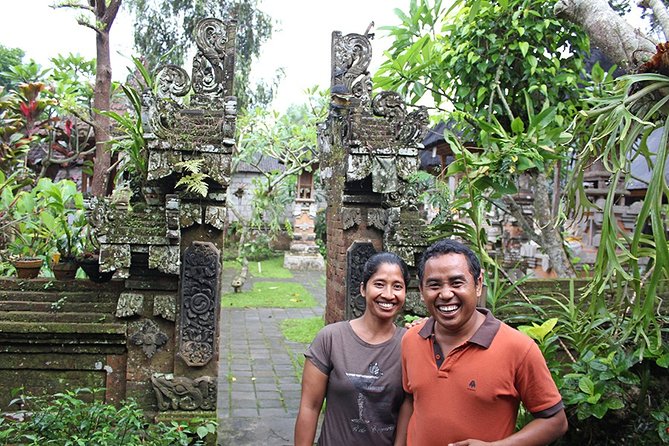 Traditional Balinese Meal in Ubud in Dewa's Family Village Home - Eating separately with Dewa and Jero: a tradition worth understanding