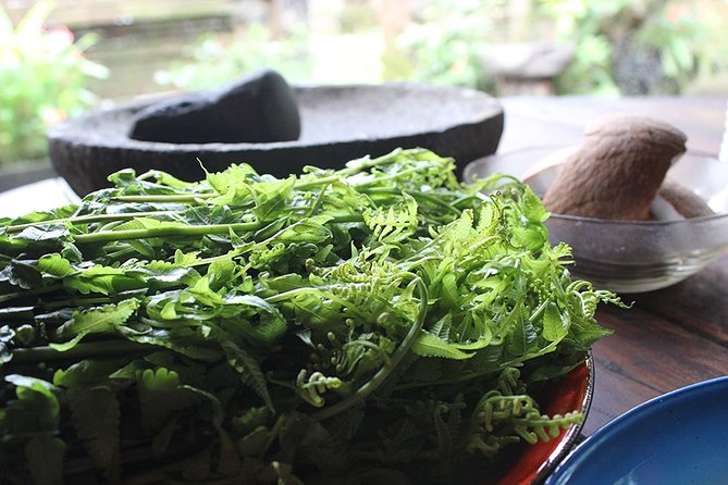 Traditional Balinese Meal in Ubud in Dewa's Family Village Home - Should you book Dewa and Jero’s traditional meal in Ubud?