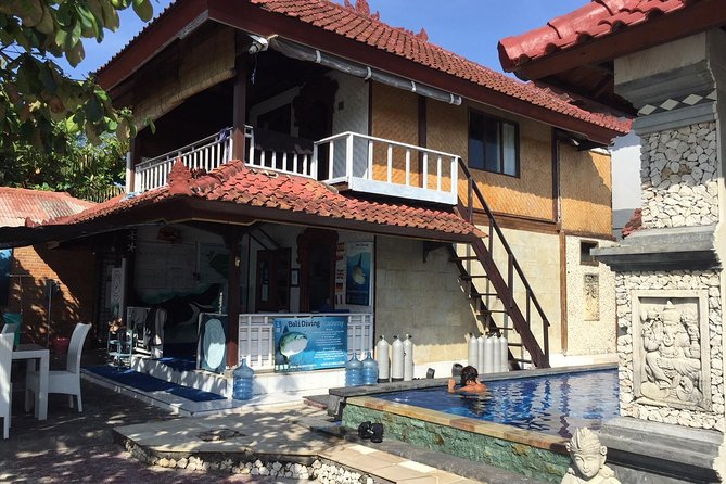 Try Diving in Nusa Lembongan - Penida. For beginners (with 2 ocean dives) - Safety and instructor attention: the core reason this works for beginners