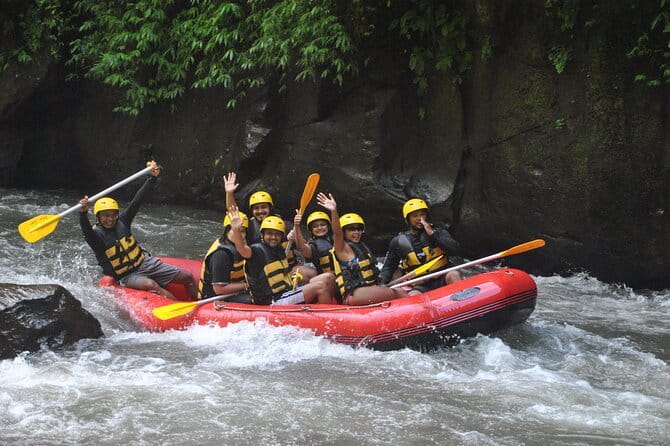 Ubud Ayung River Rafting with Meeting Point or Pickup - Hotel pickup and air-conditioned transfers: how it changes the day