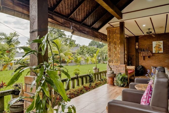 Ubud Balinese Massage Scrub And Flower Bath Experience - Ubud Balinese massage scrub and flower bath: what it really feels like
