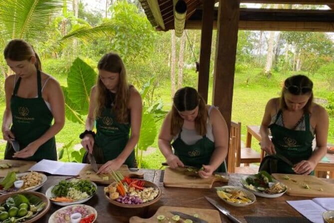 Ubud Cooking Class with Optional Market Visit Pickup Included - The Small-Group Advantage in Ubud