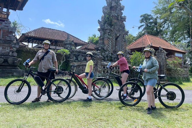 Ubud eBikes Tour to Tegallalang Rice Terrace - How Stop 2 in Petulu works: two hours of countryside time