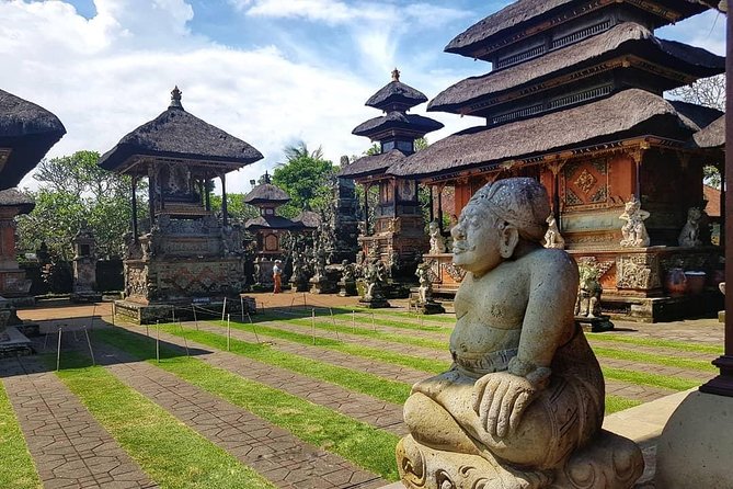 Ubud Excursion: Barong Dance, Art Villages, Nature, Temple and Waterfall - Celuk and the art villages: seeing Bali’s craft “in motion”