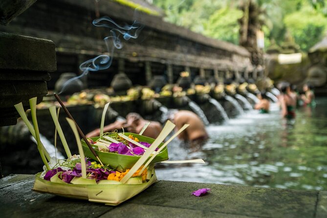 Ubud Highlights Rice Terraces, Temple, Waterfall & Monkeys forest - Tegenungan Waterfall: the cool-down stop that can turn into swim time