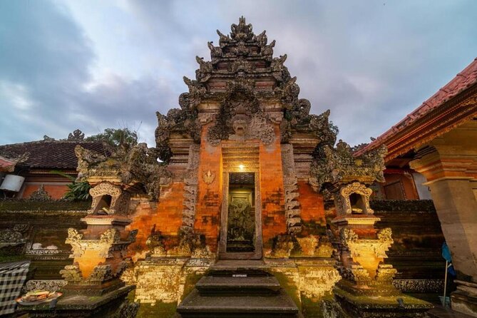 Ubud Highlights Rice Terraces, Temple, Waterfall & Monkeys forest - The kind of guide experience that matters on a 6–10 hour day