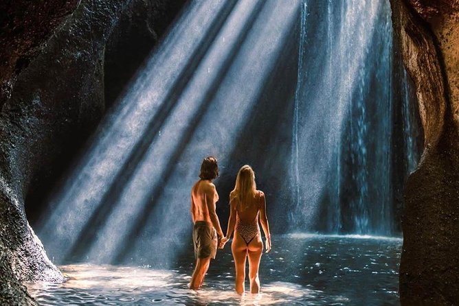 Ubud Monkey Forest, Holy Water Temple & Waterfalls Tours - Ubud Monkey Forest Sanctuary: A Friendly Intro to Bali’s Wild Side