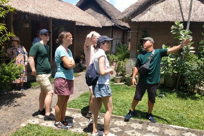 Ubud Private Tour - Stop 4: d’Alas Warung Restaurant for lunch
