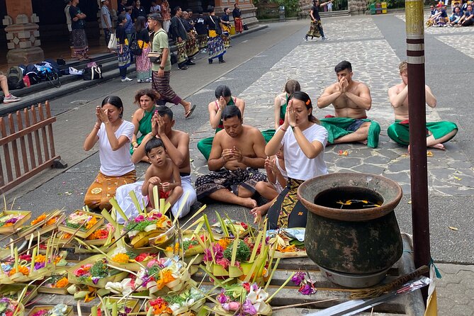 Ubud Private Tour: Monkey Forest, Rice Terrace, Temple, Waterfall - Tirta Empul Temple: Holy Water Soaking and Wish-Blessing Rituals