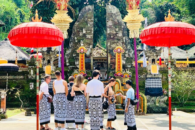 Ubud Private Tour: Waterfalls, Temple and Rice Terraces Swing - Kanto Lampo Waterfall: the multi-tier finale and swim-ready rock pools