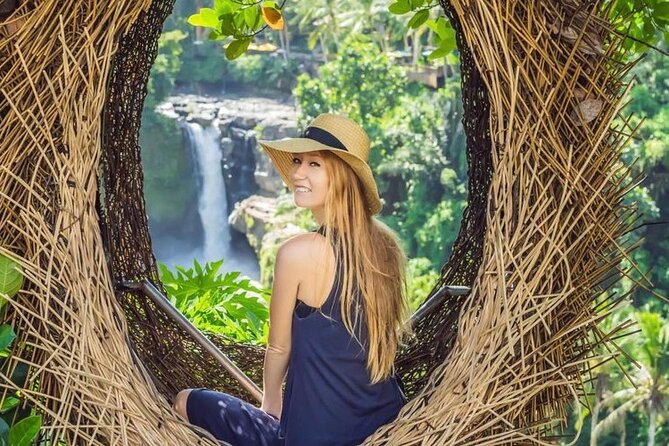 Ubud Silver Jewelry Making Class with Temple, Monkey Forest - Tegenungan Waterfall: Cooling Off and the Best Timing