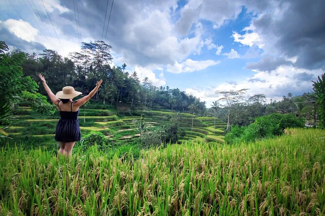 UBUD : Temple and Waterfall All Inclusive Day Tour - Meet Tiiko: the guide is the real upgrade