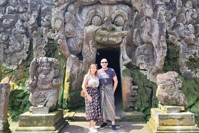 Ubud Tour - Ubud Highlight - Private Tour All inclusive - Stop 3: Tegalalang Rice Terrace, the viewpoint that keeps paying off