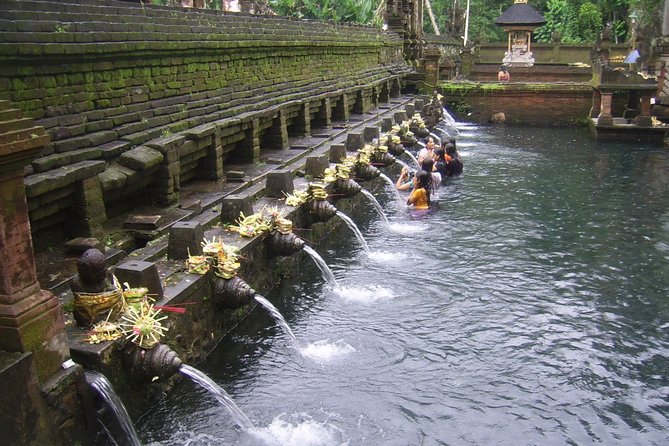 Ubud Tour - Ubud Highlight - Private Tour All inclusive - Stop 5: Tirta Empul Temple, purification water and temple rules