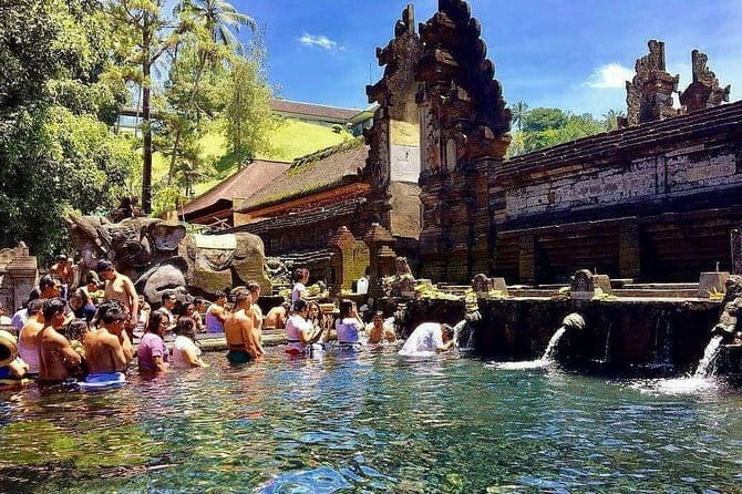 Ubud Tour Water Temple with Jungle Swing - Stop 3: Tegalalang Rice Terrace and the Story in the Water Channels