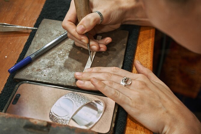 Ubud Town Center Silver Class - Create Your Own Silver Jewelry - Engraving and sanding: where patience pays off