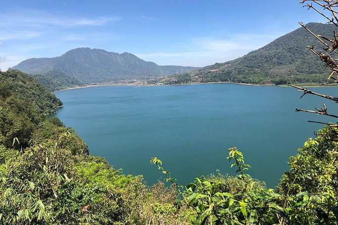 Ulun Danu Temple, Handara Gate, Wanagiri And Banyu Mala Waterfall - Stop 4: Banyumala Twin Waterfalls for a Green Finish