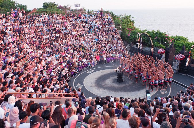 Uluwatu Kecak and Jimbaran Bay - Tanah Lot Sunset Finish: why the final light is worth the push