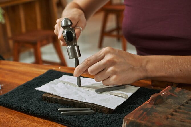 Uluwatu Silver Class: A Unique Jewelry-Making Experience in Bali - Key points worth knowing before you go